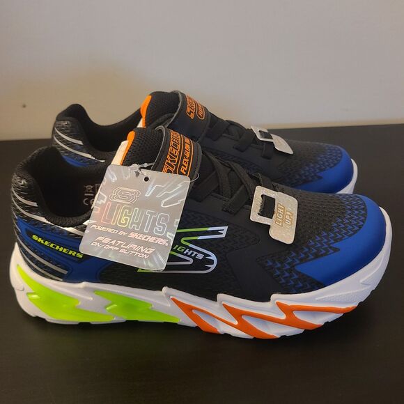 NEW Skechers Boys Size 3 Flex-Glow Bolt Light-Up Black & Blue Sneaker M3 NIB - Picture 3 of 9